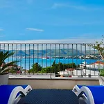 Gena Apartman